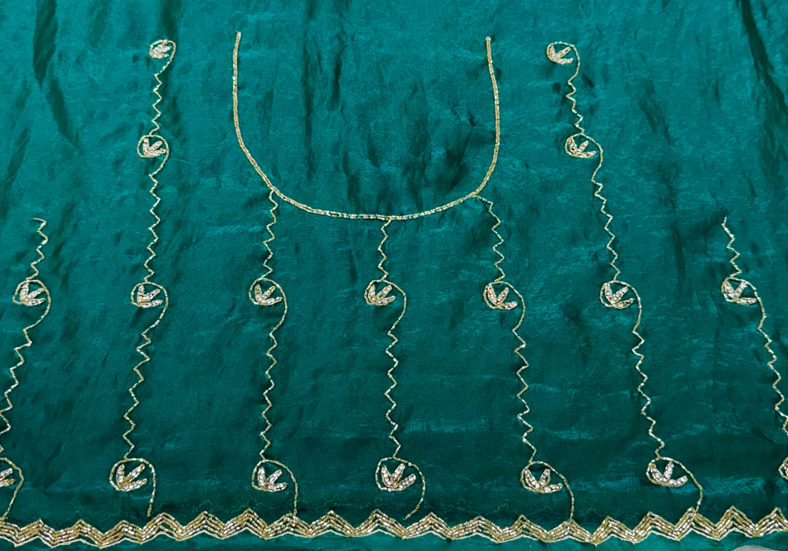 Emerald Green: Fendy Silk Saree with Exquisite Zardosi Handwork